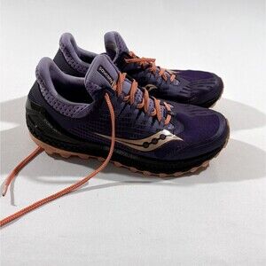Saucony Everun Xodus Iso Womens Purple Athletic Run Shoes Trail Sneakers Sz 9